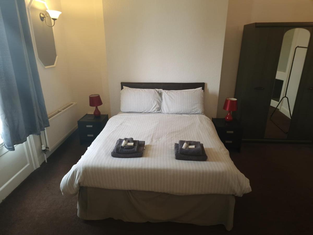 Highlander Hotel سكرابورو المظهر الخارجي الصورة