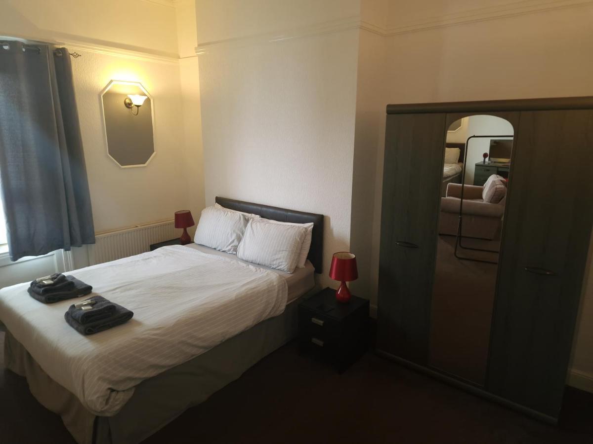 Highlander Hotel سكرابورو المظهر الخارجي الصورة